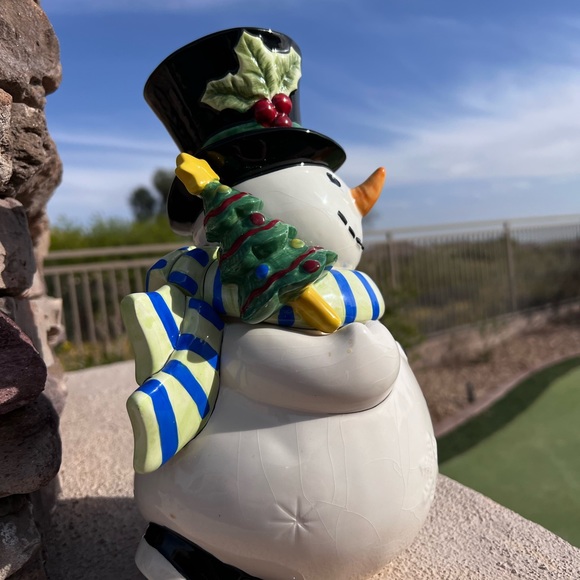 Christmas cookie jar snowman by Fritz and Floyd - Picture 11 of 16